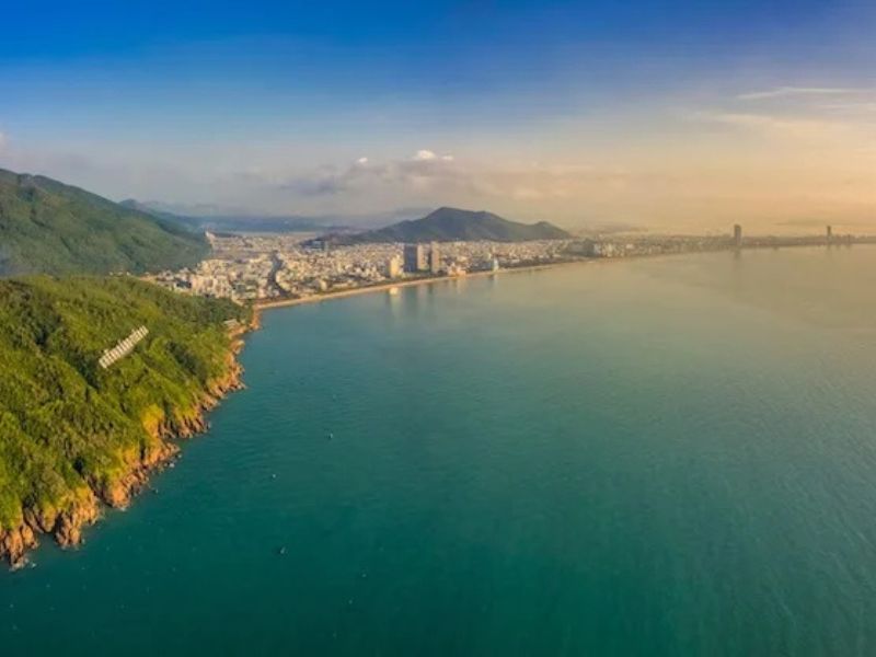 KDL Ghềnh Ráng Tiên Sa tọa lạc cuối đường An Dương Vương
